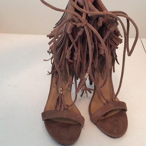 Forever Nayeli-27 heeled fringe shoe NWOT - Picture 2 of 8